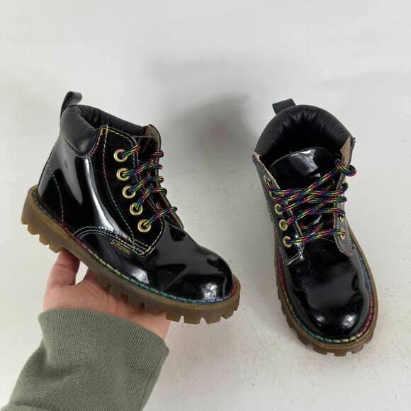 Dr. Martens Boots Kids 10 Black Patent Leather Lace-Up Round Toe Hiking - Picture 1 of 11
